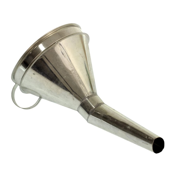 Kovový zahnutý lievik na naftu 230 mm pre kamióny