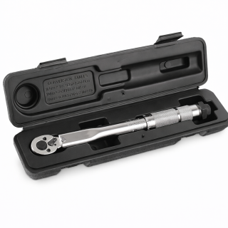 Momentový kľúč 1/2" 28–210 Nm na kolesá a servis